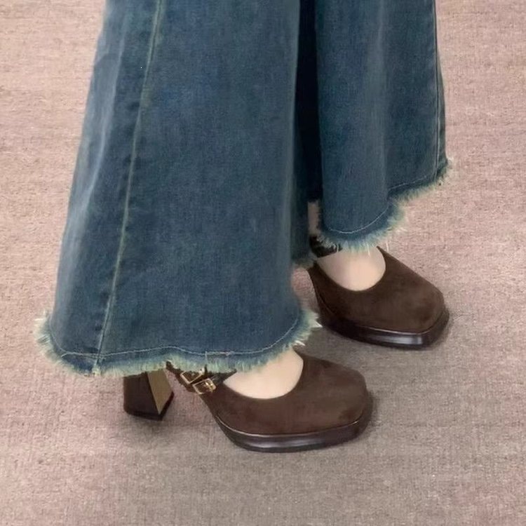 Vintage Thick High Women Mary  - огляд і ціна Vintage Women'S Formal Wear