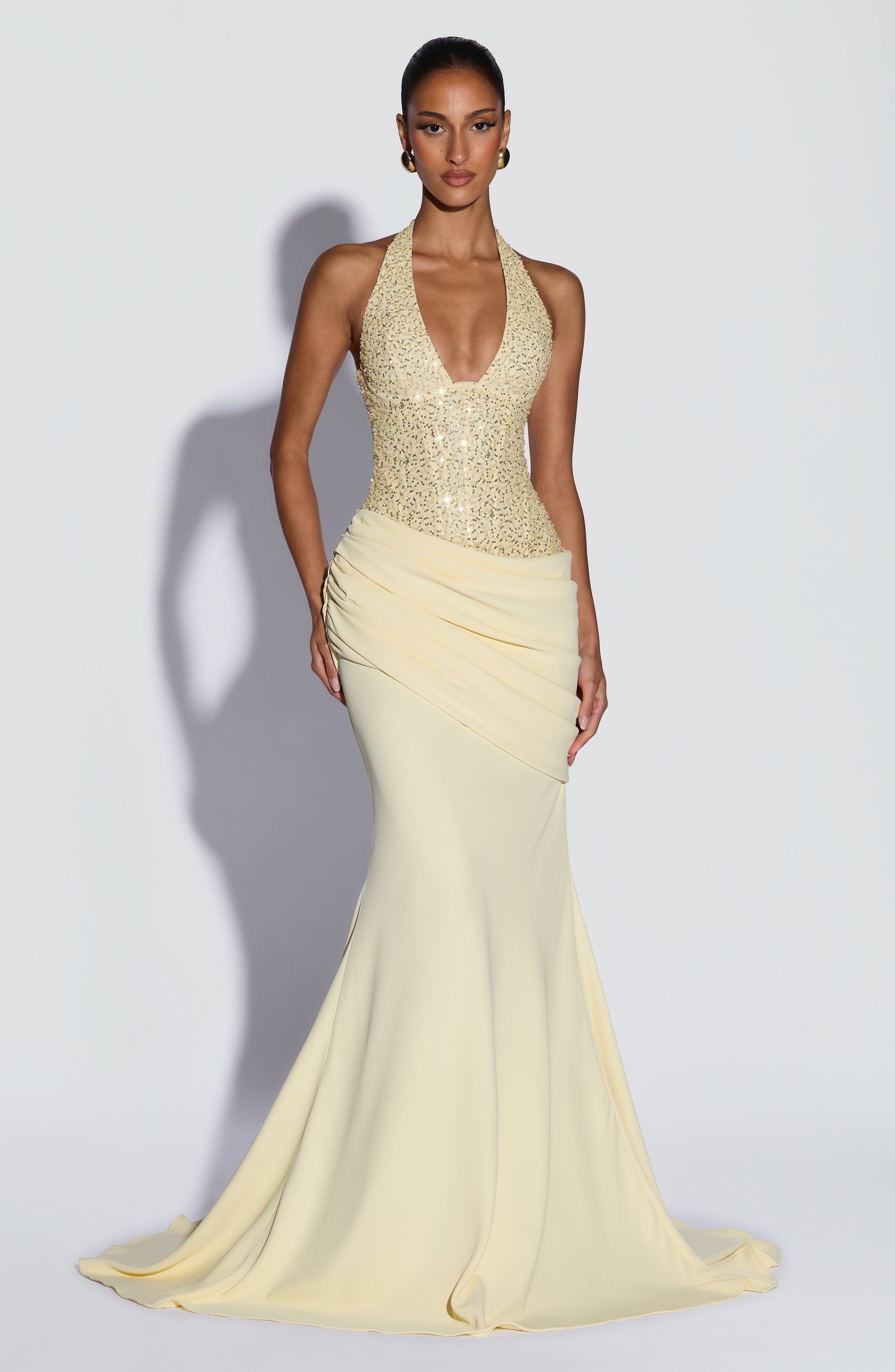 Luxury Halter V Sequin Maxi Go - огляд і ціна Female Formal Wear